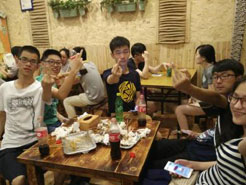 察哈尔右翼前烧烤加盟,学烧烤技术,开烧烤店多少钱疯狂烤翅加盟